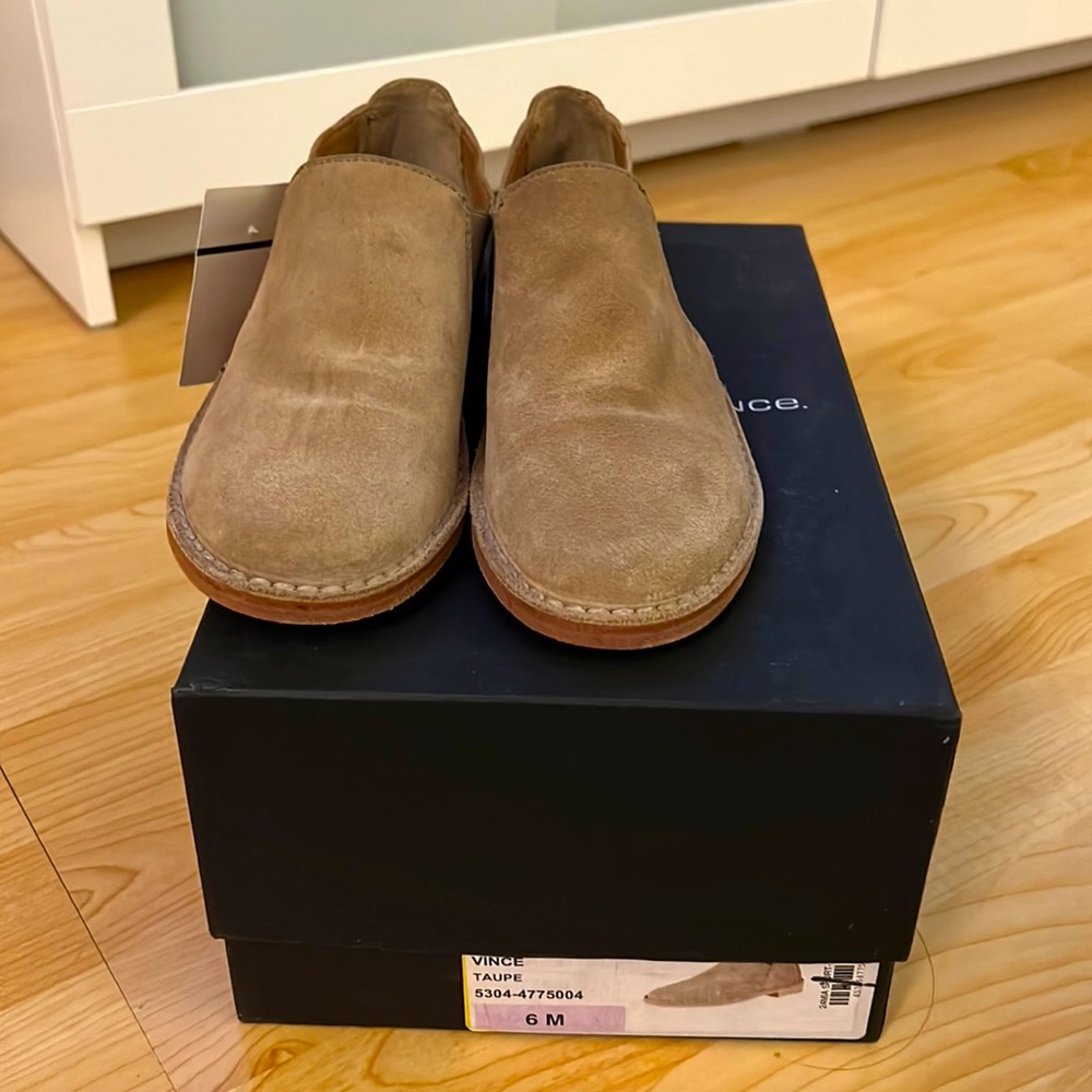 Vince Taupe Slip-on size 36